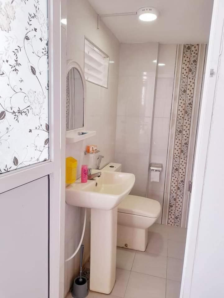Jasmine Apartment *