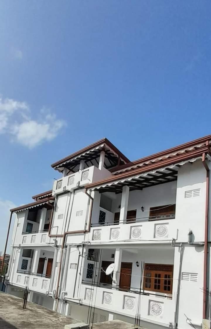 Jasmine * Negombo