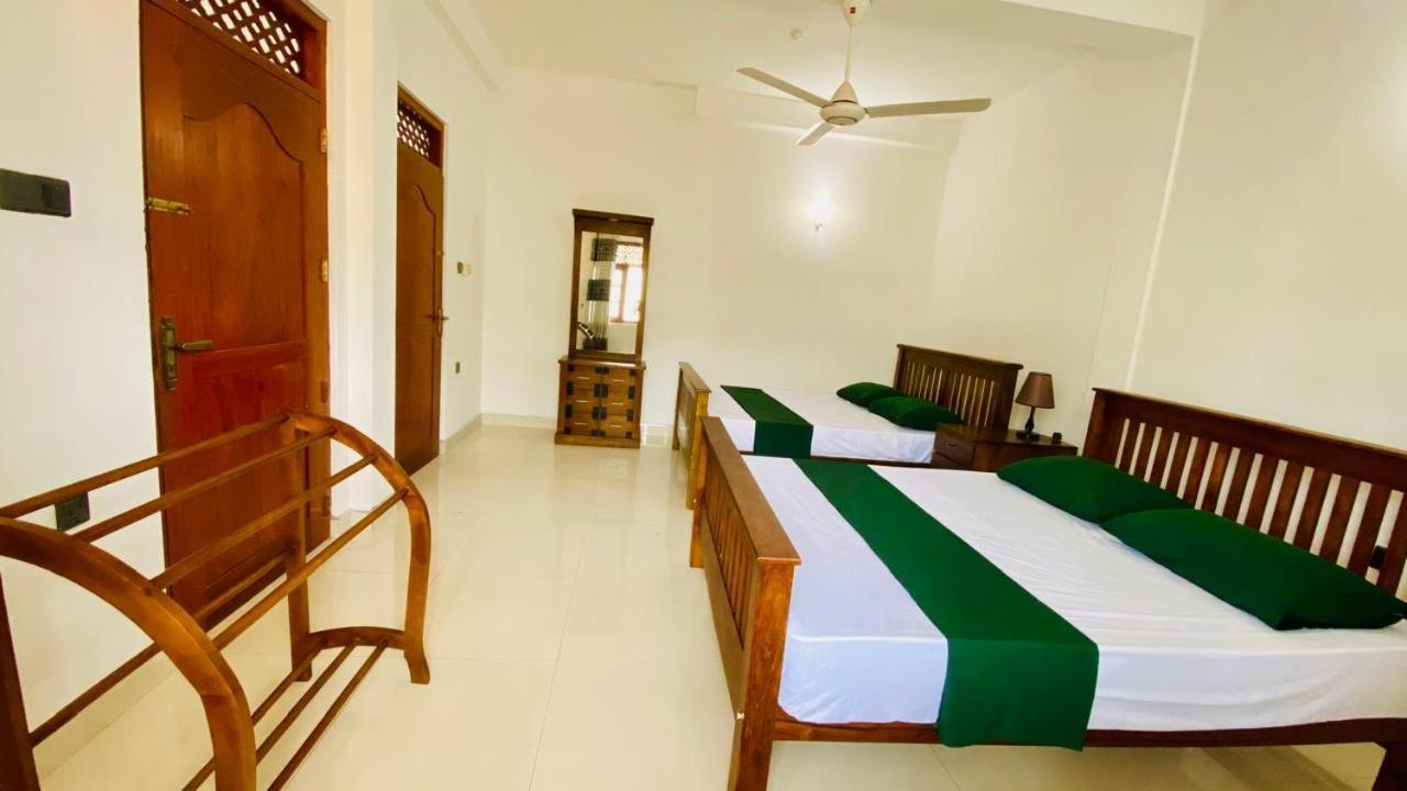 Jasmine * Negombo